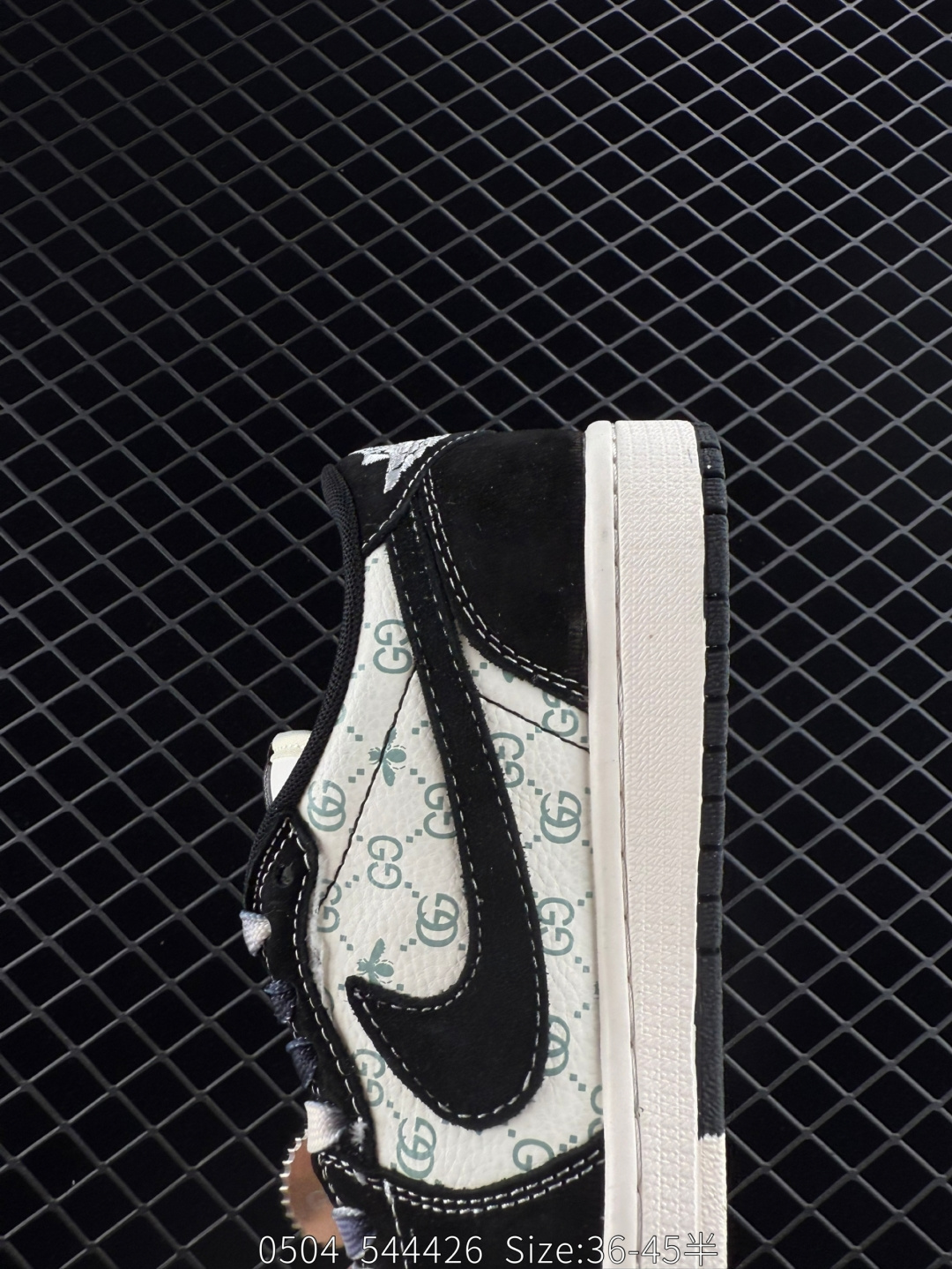 Travis Scott x Air Jordan 1 ” Reverse Mocha “